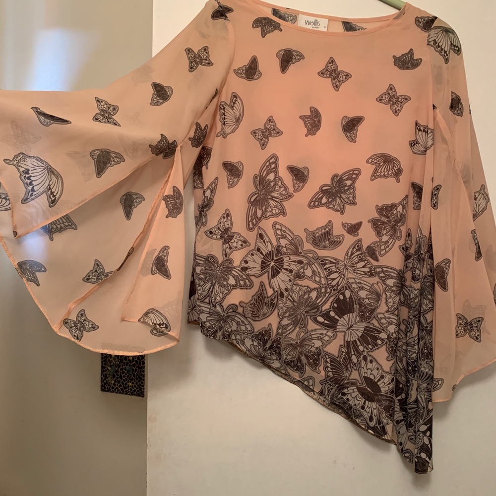 Blouse - Picture 2 of 3